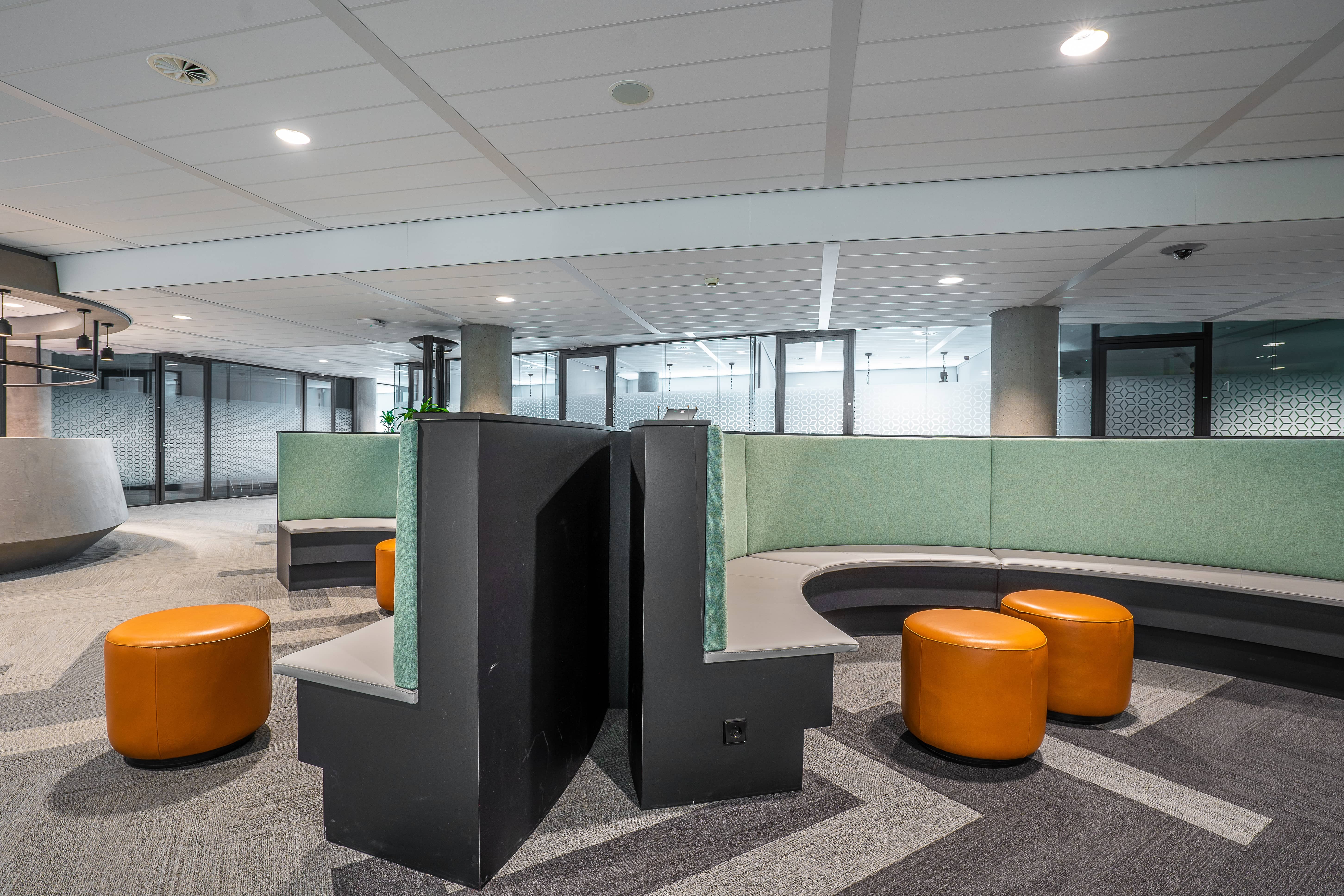 Advanced Office Interior Technology